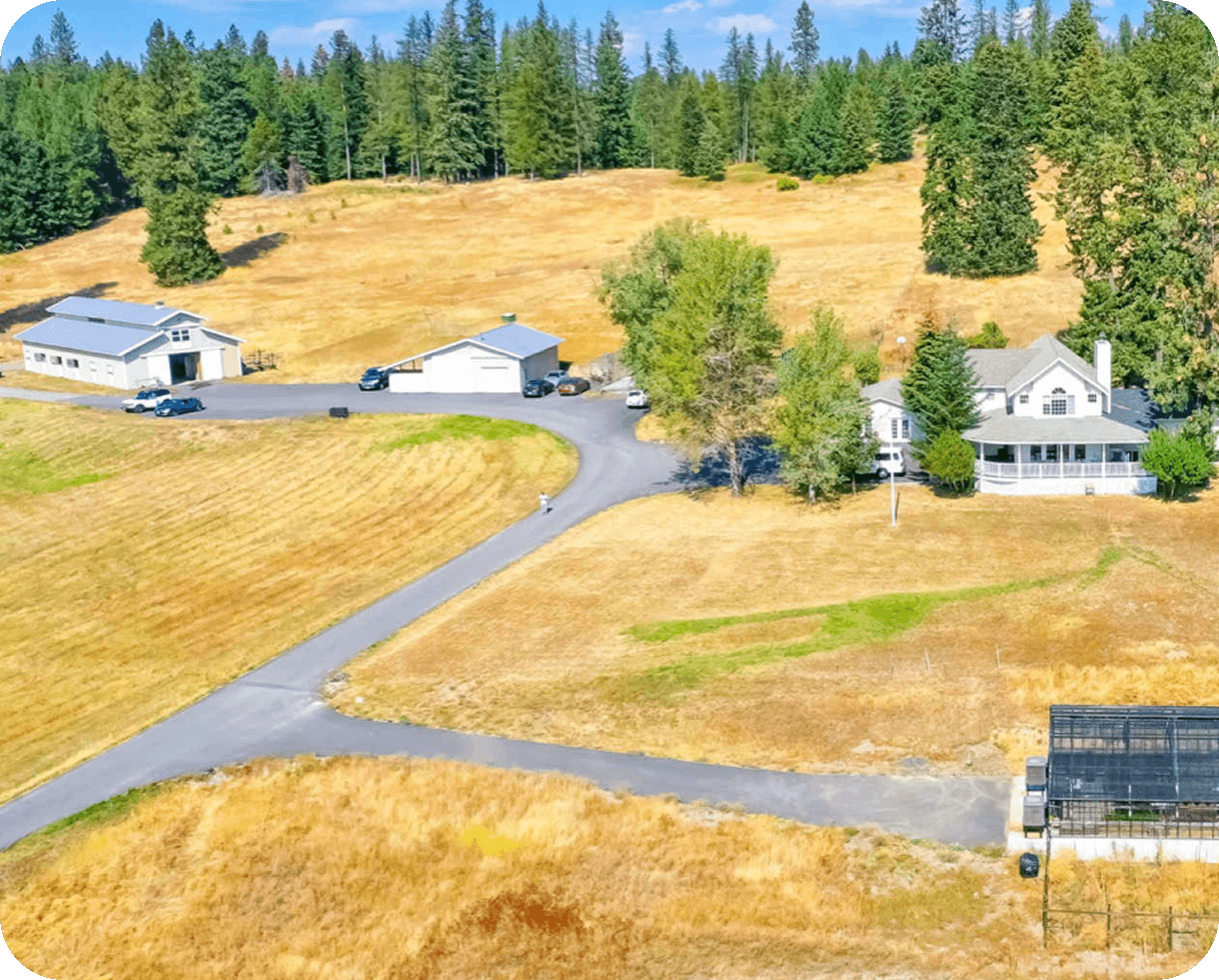 a-photo-of-a-black-young-woman-standing-alone-at-a-exE1p2DjQsOGgiD3yVRpfQ-ib1ucJf4TO6Ui8vqmtf6Ow 1 (8) (1)