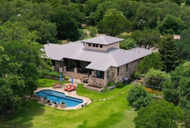 oie_28205649IDl23Qwk