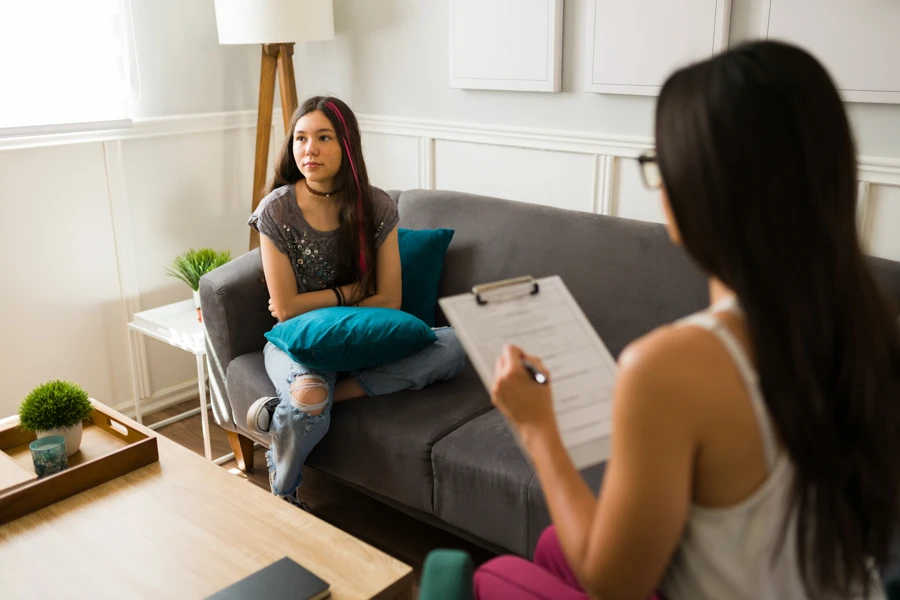 Therapist trying to help a rebellious teenager