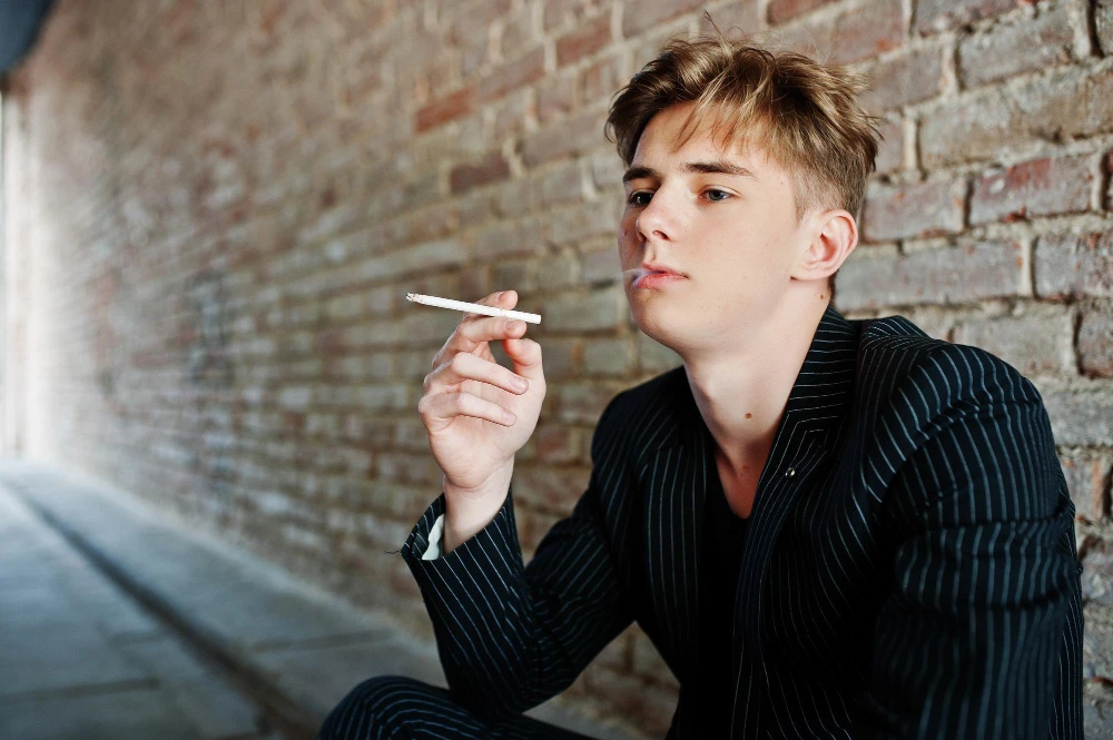 Why Do Teenagers Smoke